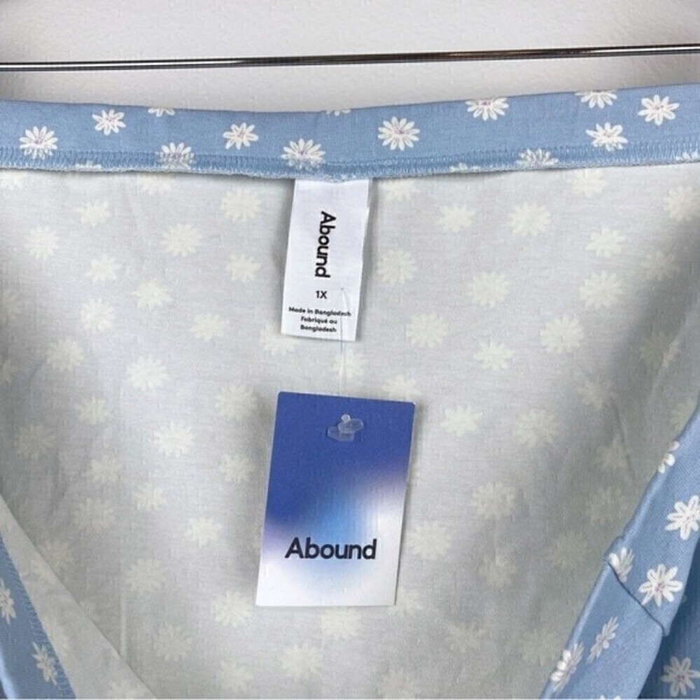 Abound Daisy Floral Print Side Slit Mini Skirt Blue Plus Size 1X NWT - Picture 5 of 6